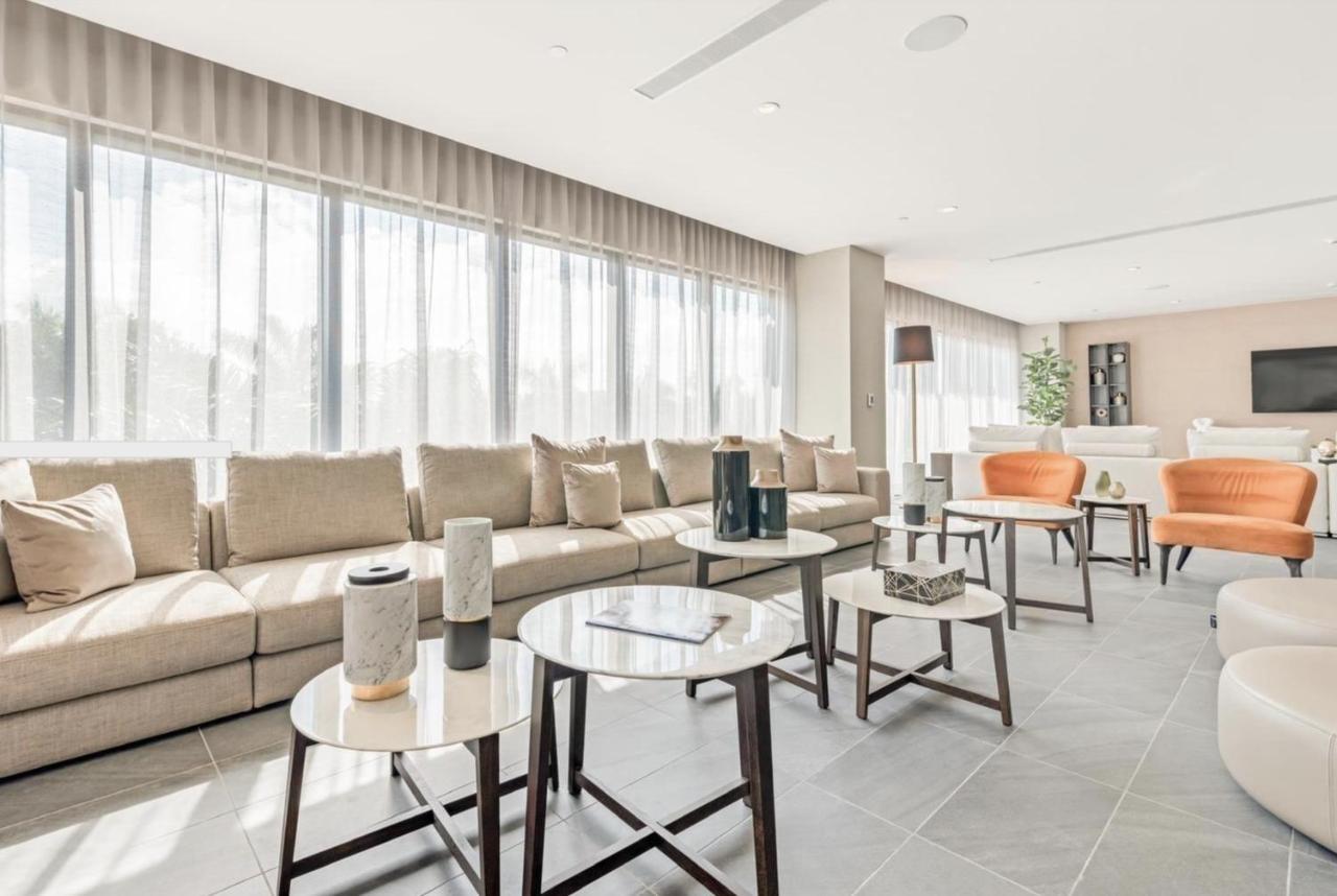 Downtown Doral, Florida. New Condo Style Resort. Exterior photo