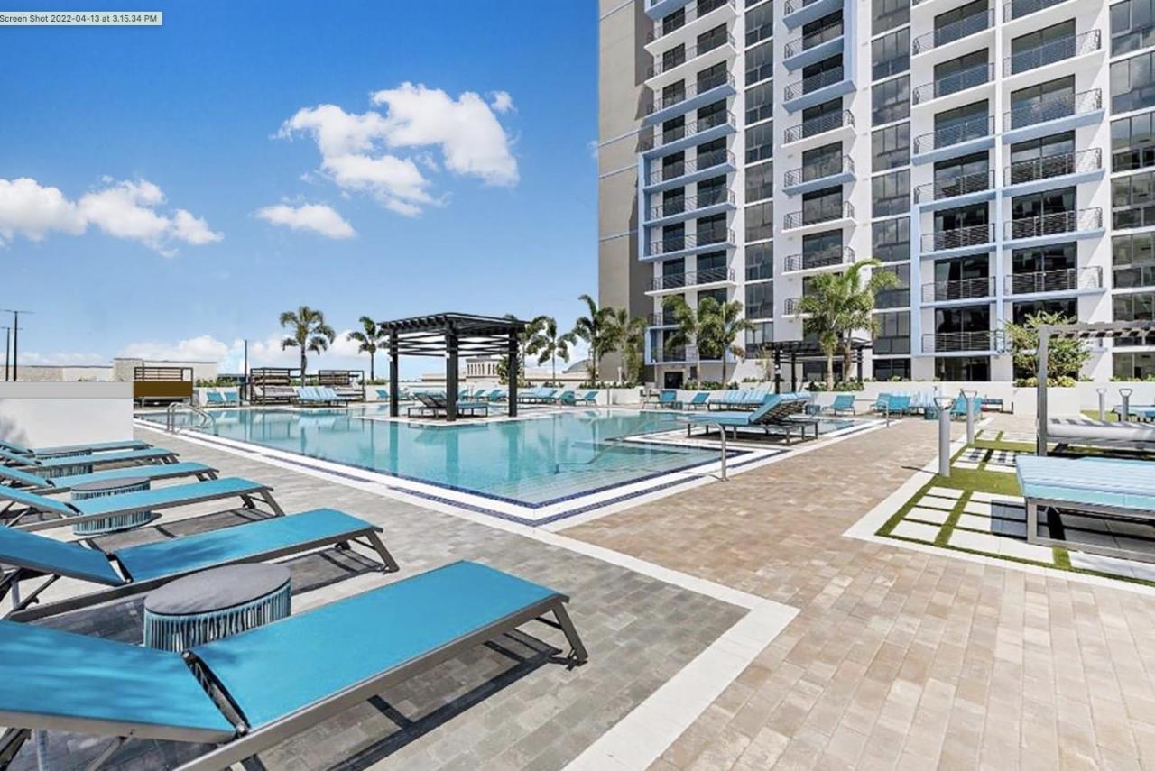 Downtown Doral, Florida. New Condo Style Resort. Exterior photo